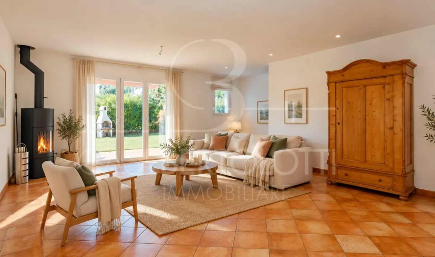 Casa Familiare con Giardino - Foto 4 di 11