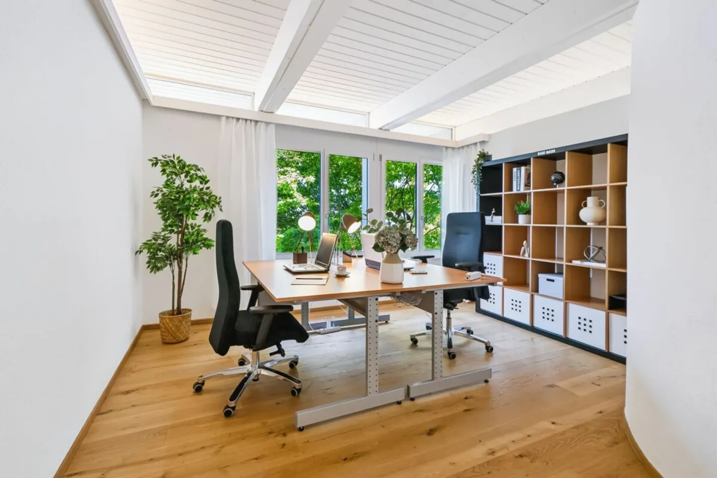 Exklusives 6½-Zimmer-Einfamilienhaus inklusive Einliegerwohnung - Foto 6 di 13