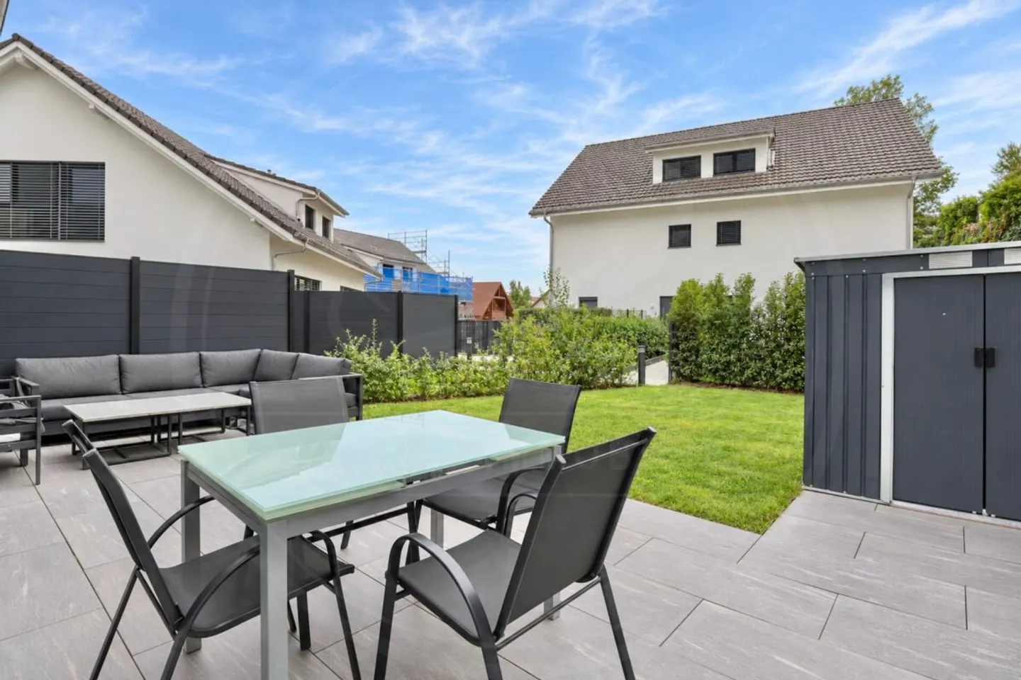 Spacious semi-detached family house with plenty of space for the whole family in Birrhard - Photo 5 of 13