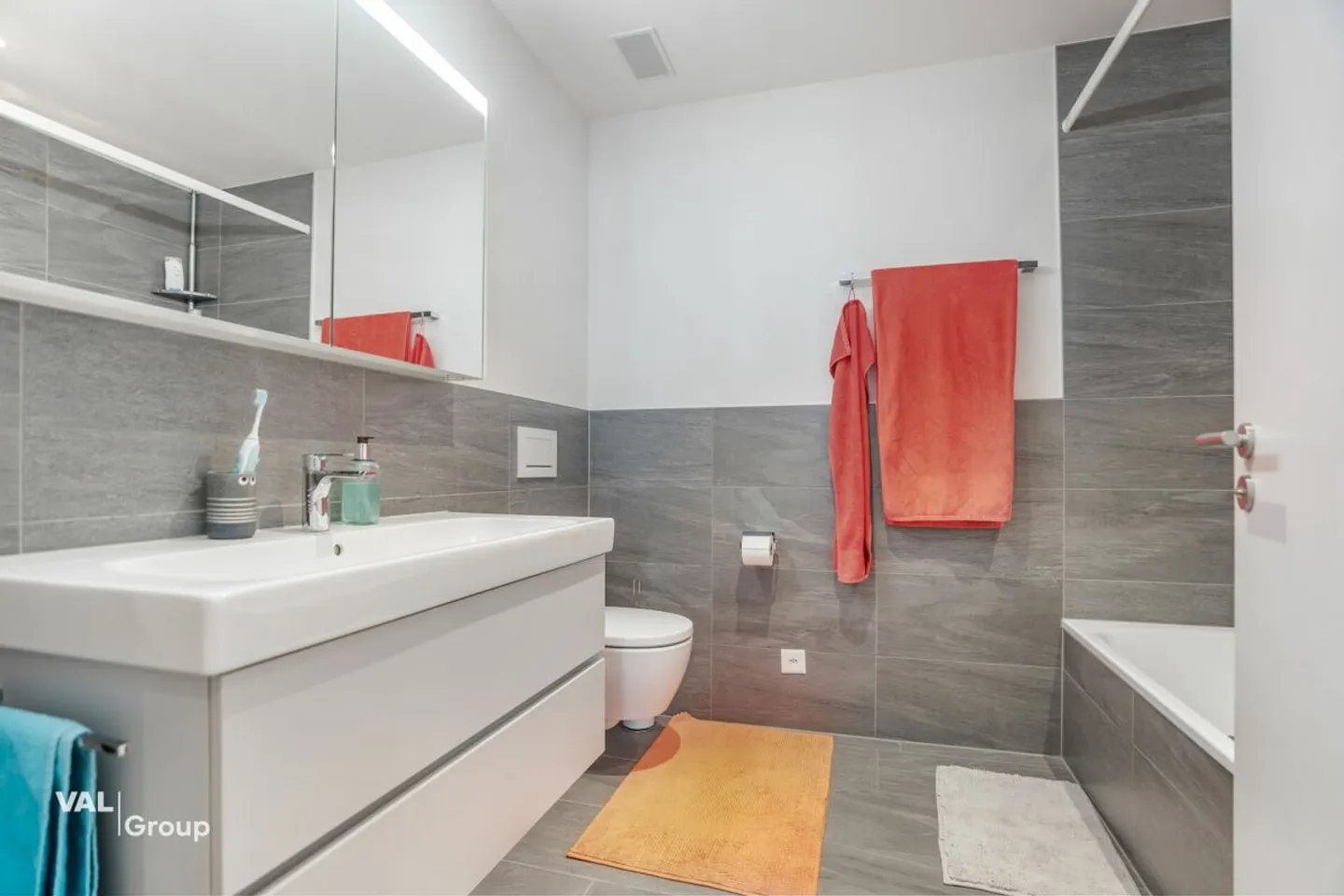 Modern Apartment in Central Naters - Photo 12 of 13