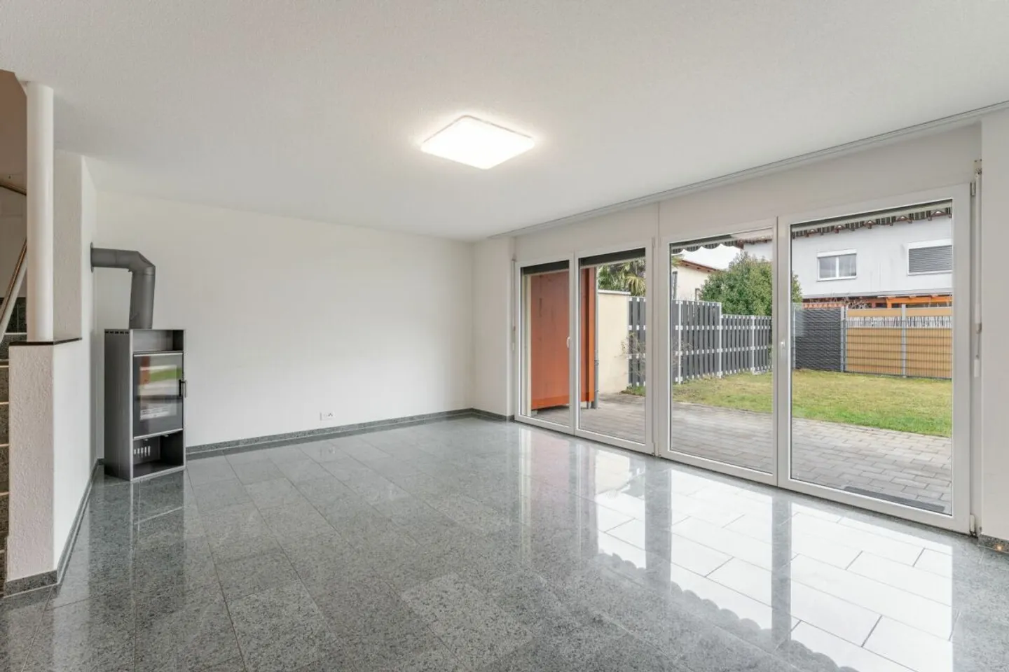 Itingen BL - 15 minuti da Basilea. Pace per la tua famiglia. - Foto 2 di 5