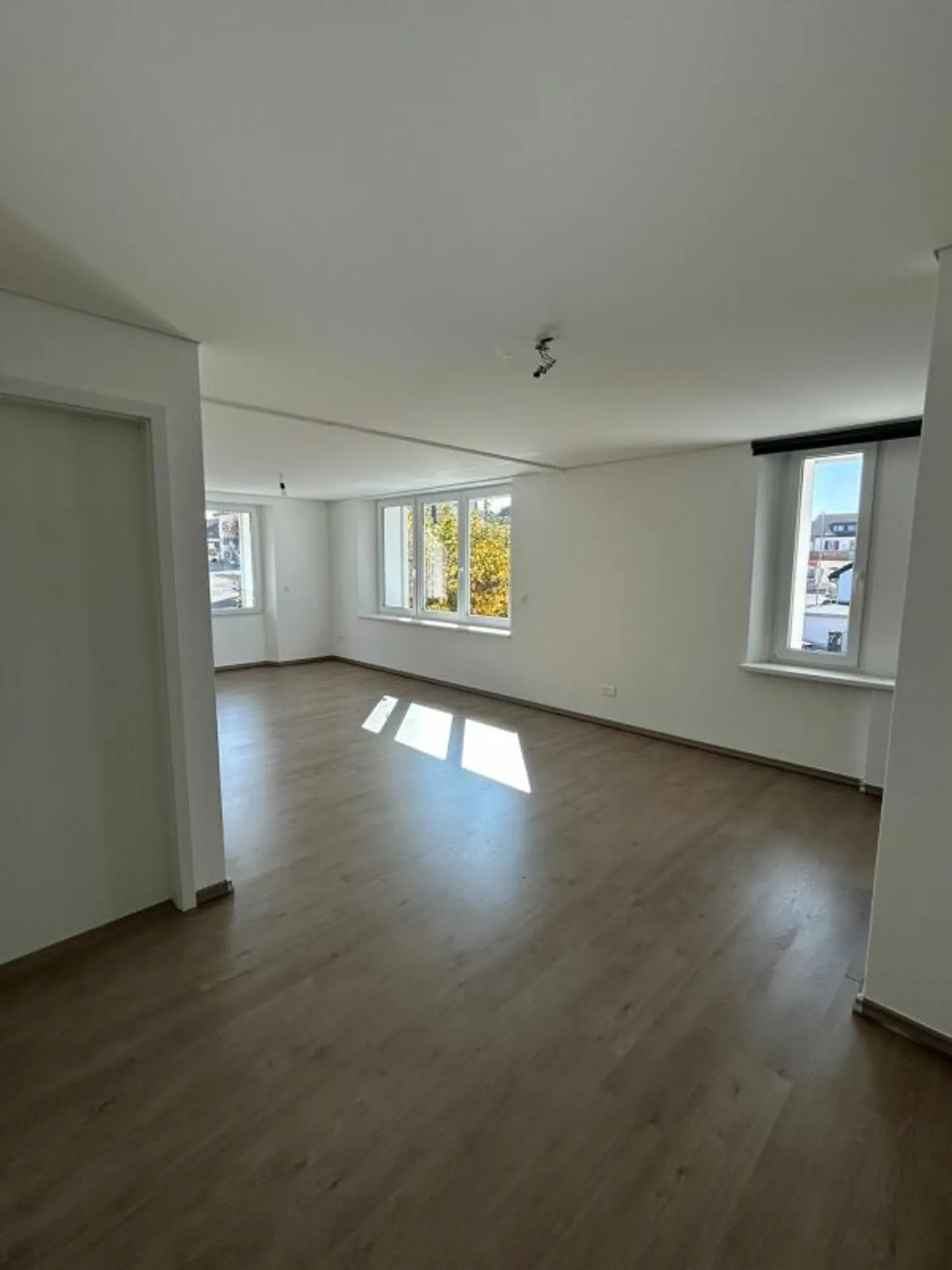 Individual Villa 6.5 Rooms in Saignelégier - Photo 5 of 10