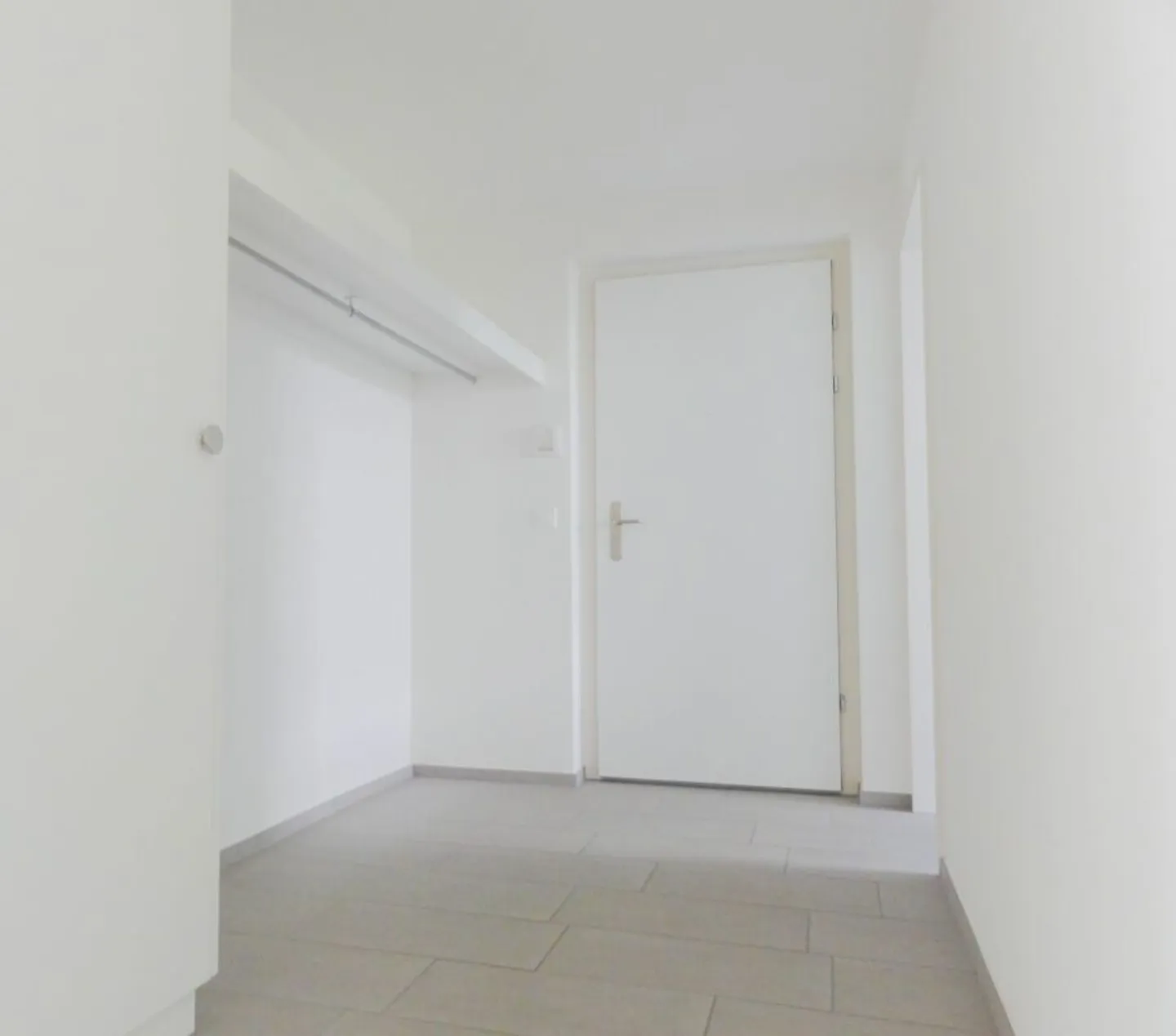 Attractive 4.5-room apartment in a natural and quiet location - Photo 4 of 7