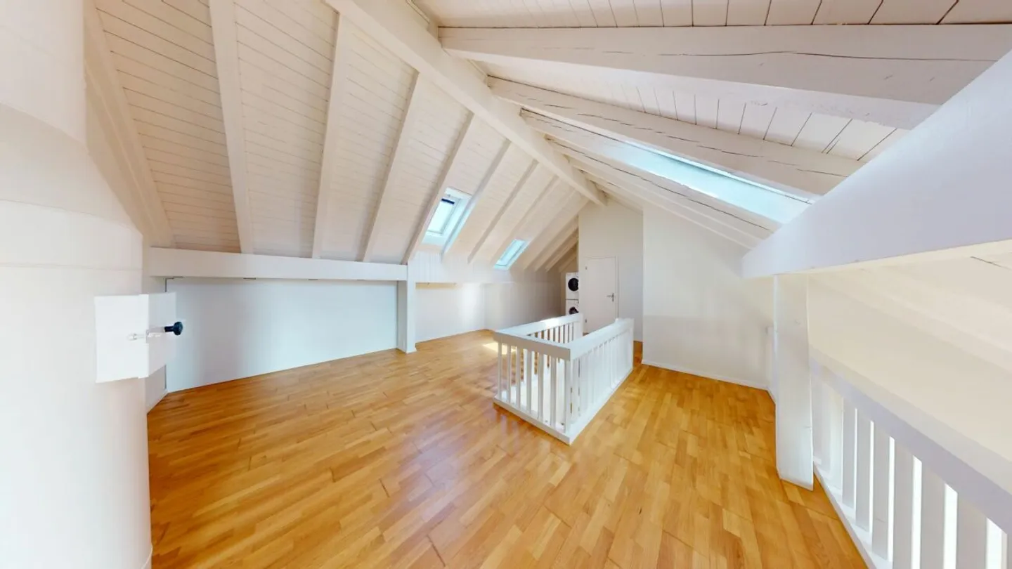 Duplex de rêve avec charme et espace - Photo 12 sur 13