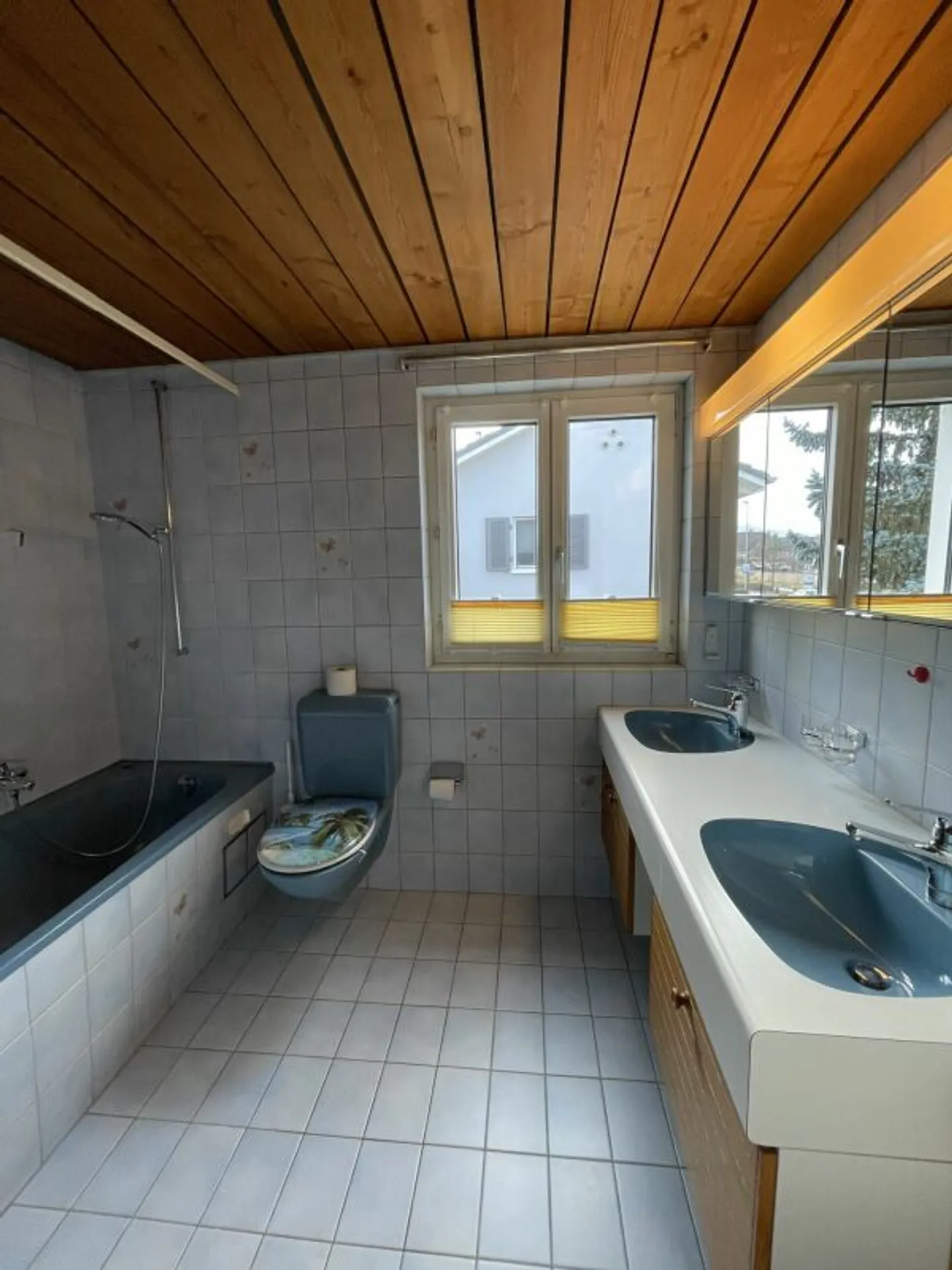 Casa bifamiliare con potenziale di valorizzazione - Foto 10 di 13