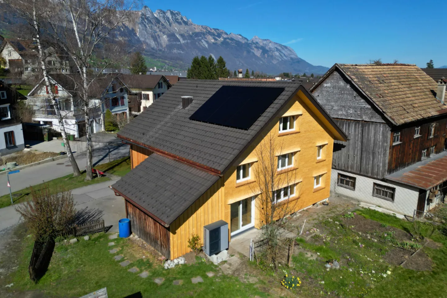 Charmantes Einfamilienhaus - Foto 1 von 13