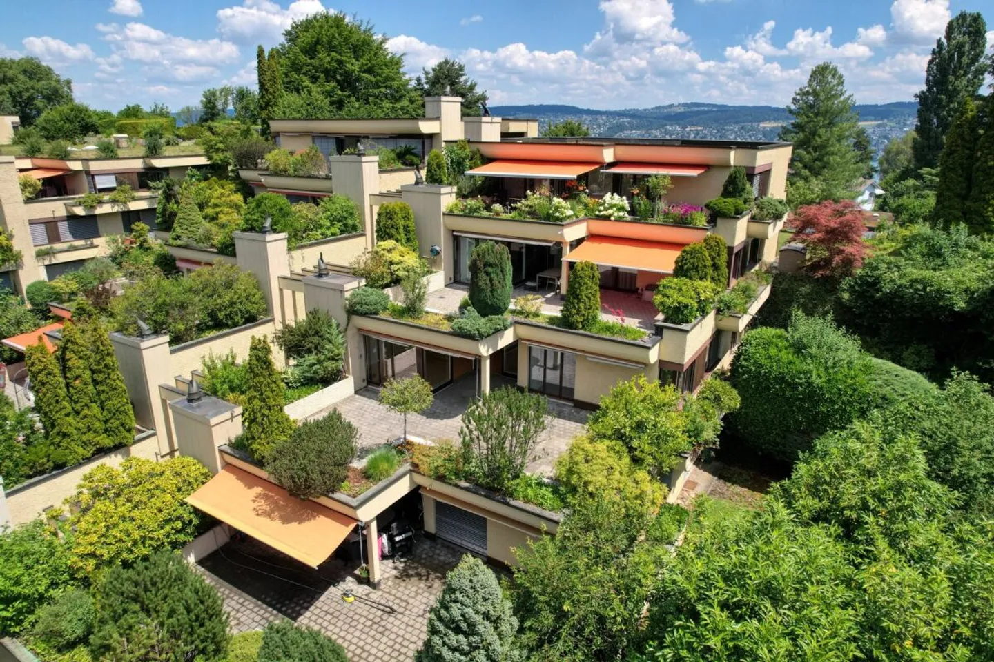 Paix, Nature et Intimité - Maison de Terrasse Spacieuse dans le Quartier d'Etzliberg - Photo 11 sur 12