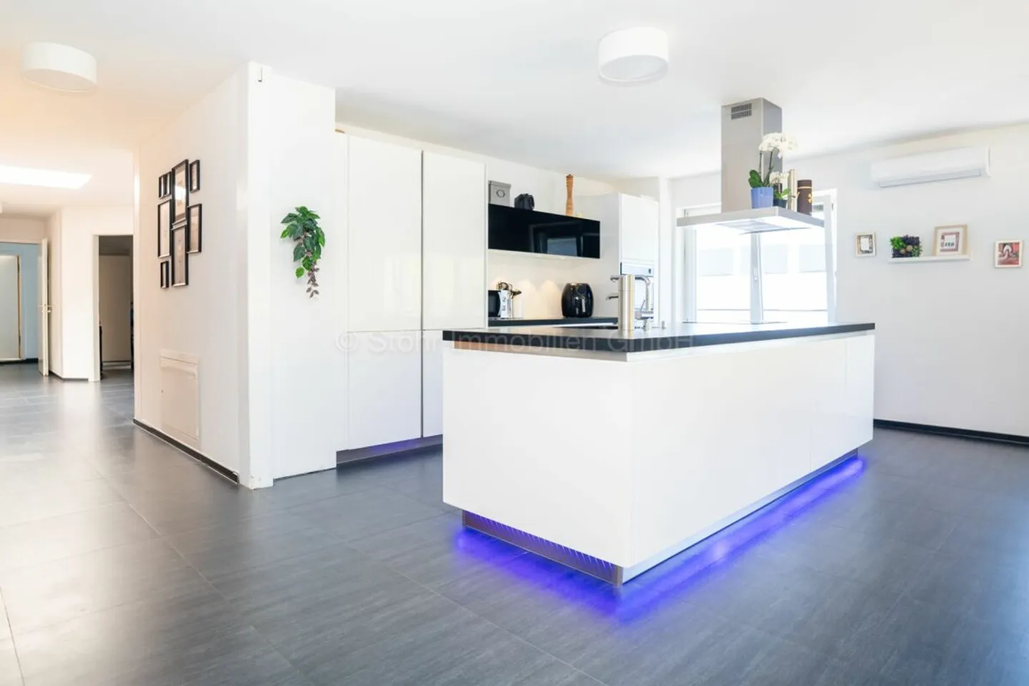 775 m2 Gewerbefläche in Elsau - Foto 9 di 13