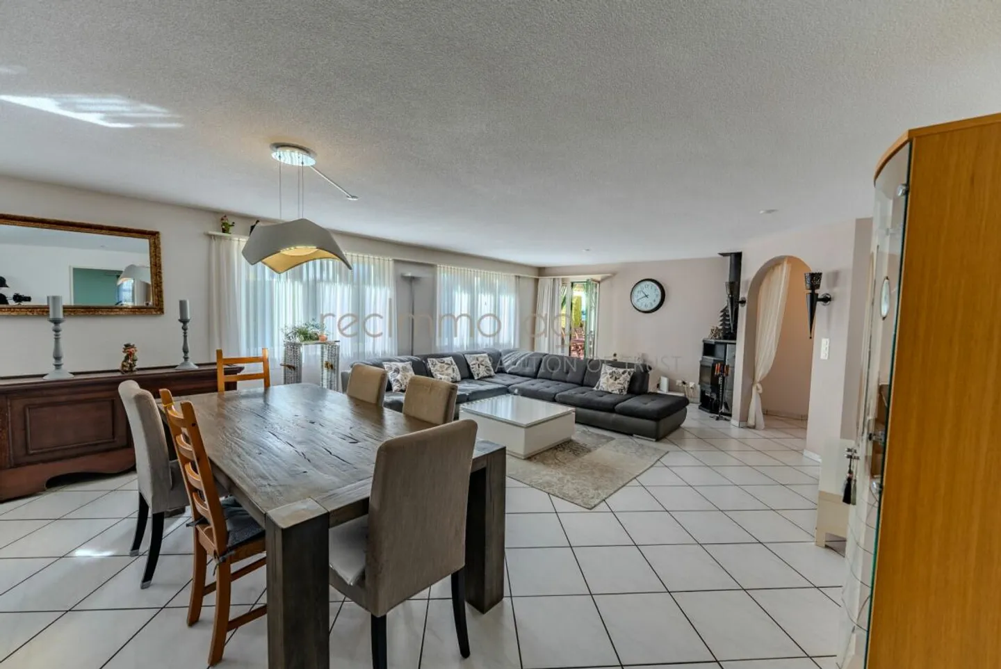 Exclusive 4.5-room garden apartment with spacious outdoor area - Photo 1 of 13