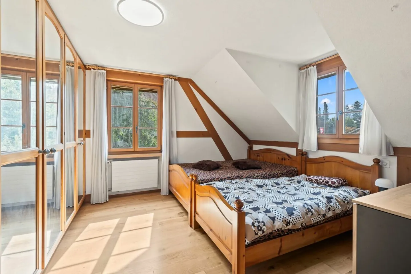 Charmante Villa mit Gästehaus - Foto 12 von 13