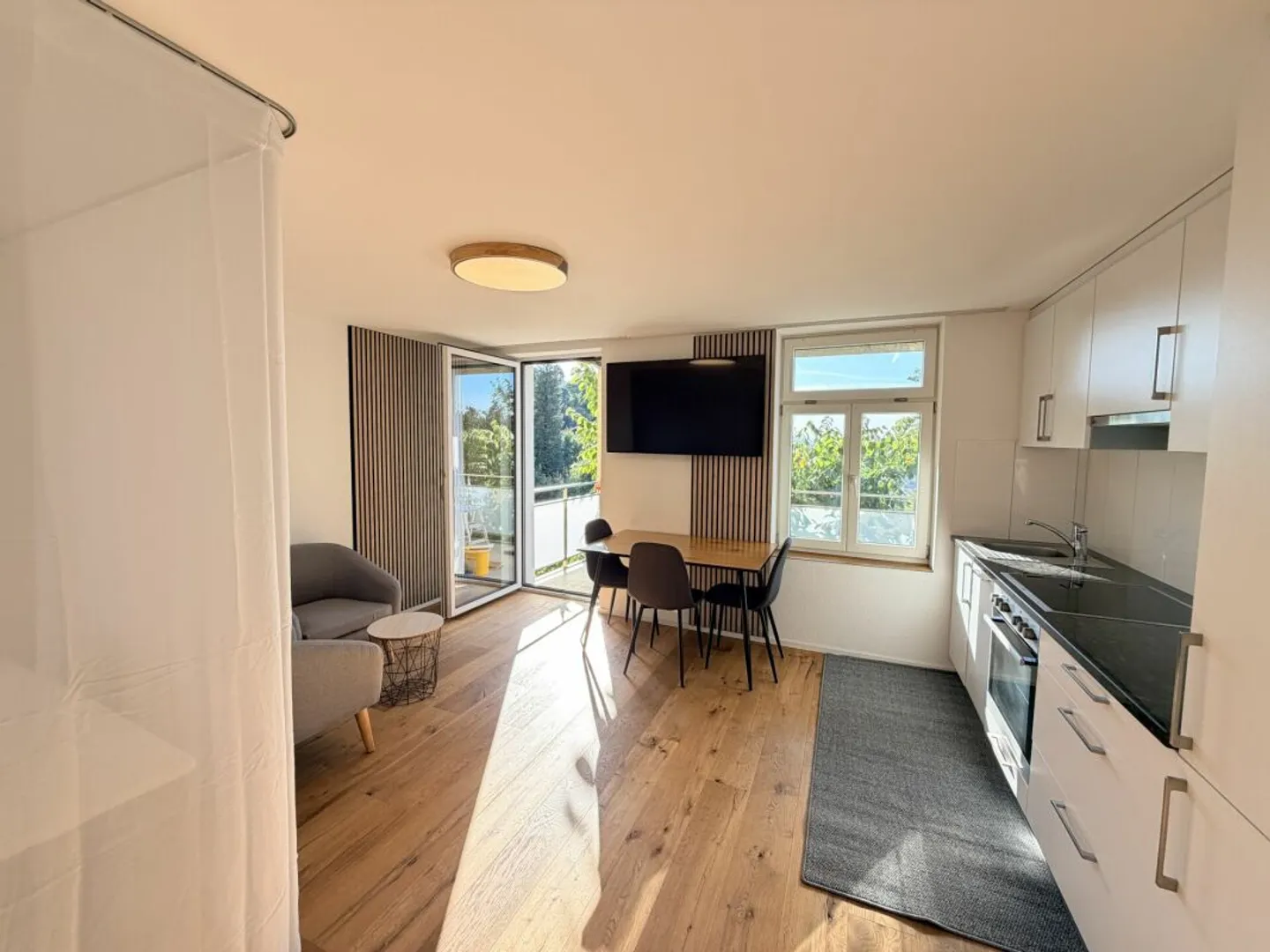Möblierte 1-Zimmer-Wohnung mit Balkon - Foto 1 von 8