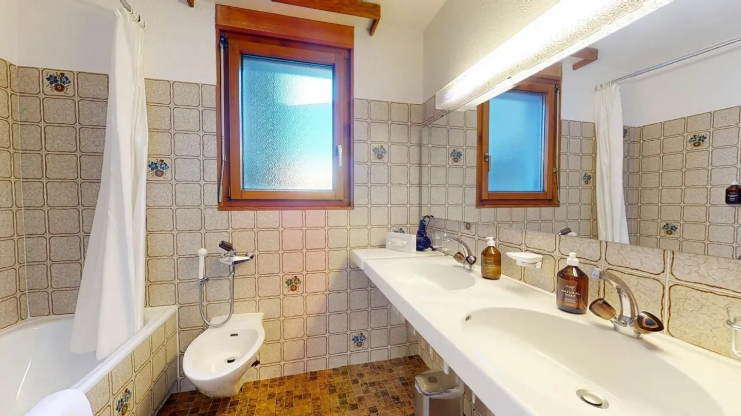 2-room apartment in the village center with management - Photo 10 of 13