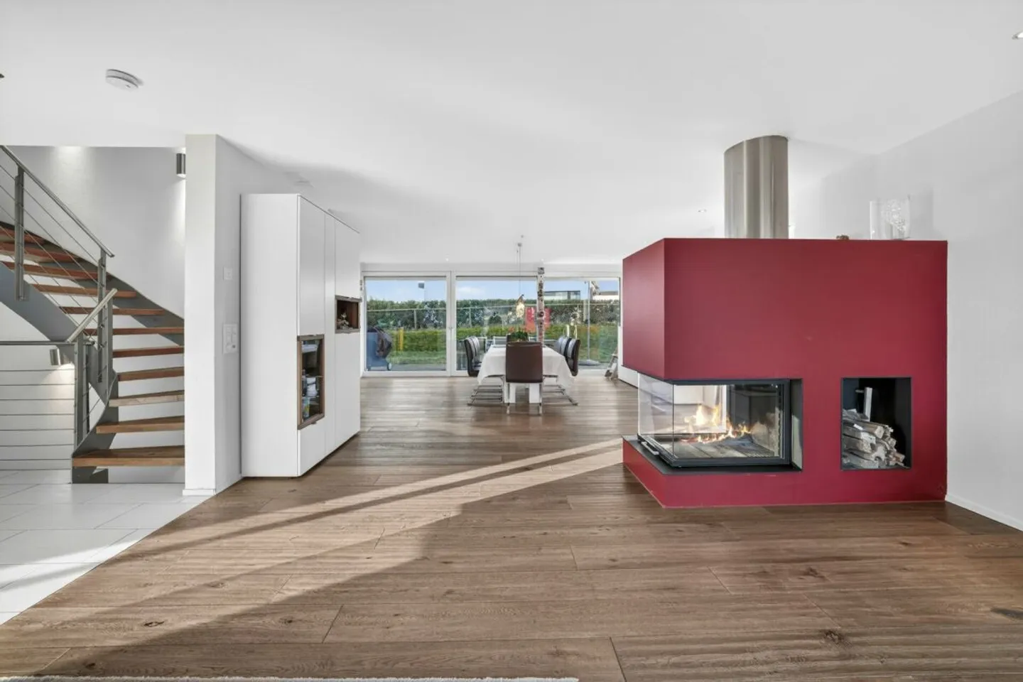 Charmantes Familienhaus mit Eleganz - Foto 6 von 13