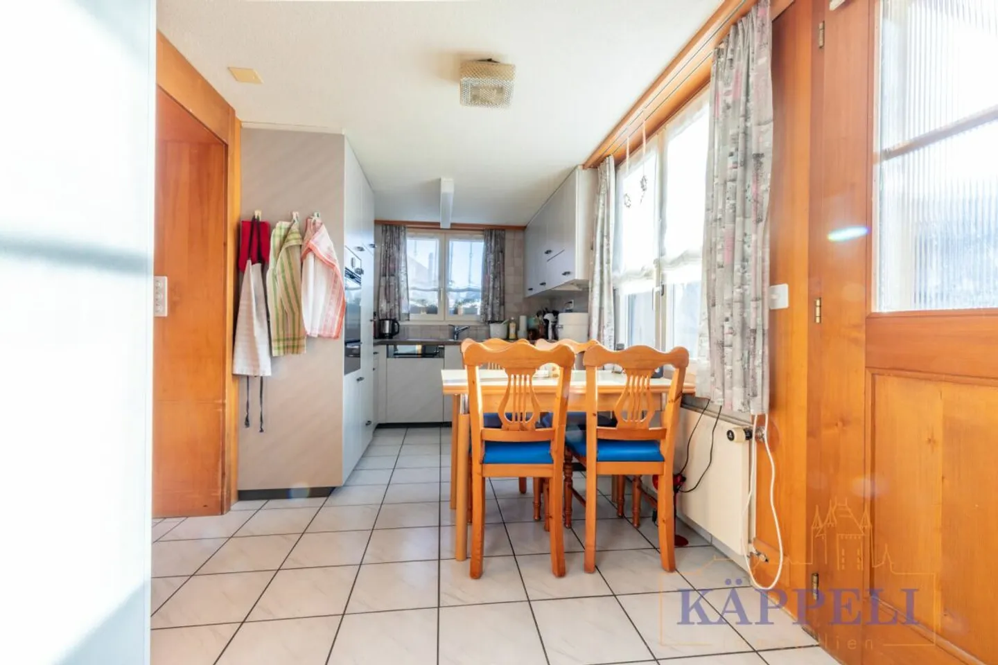 Charming and well-maintained two-family house in a central location in rural Uebeschi - Photo 10 of 13