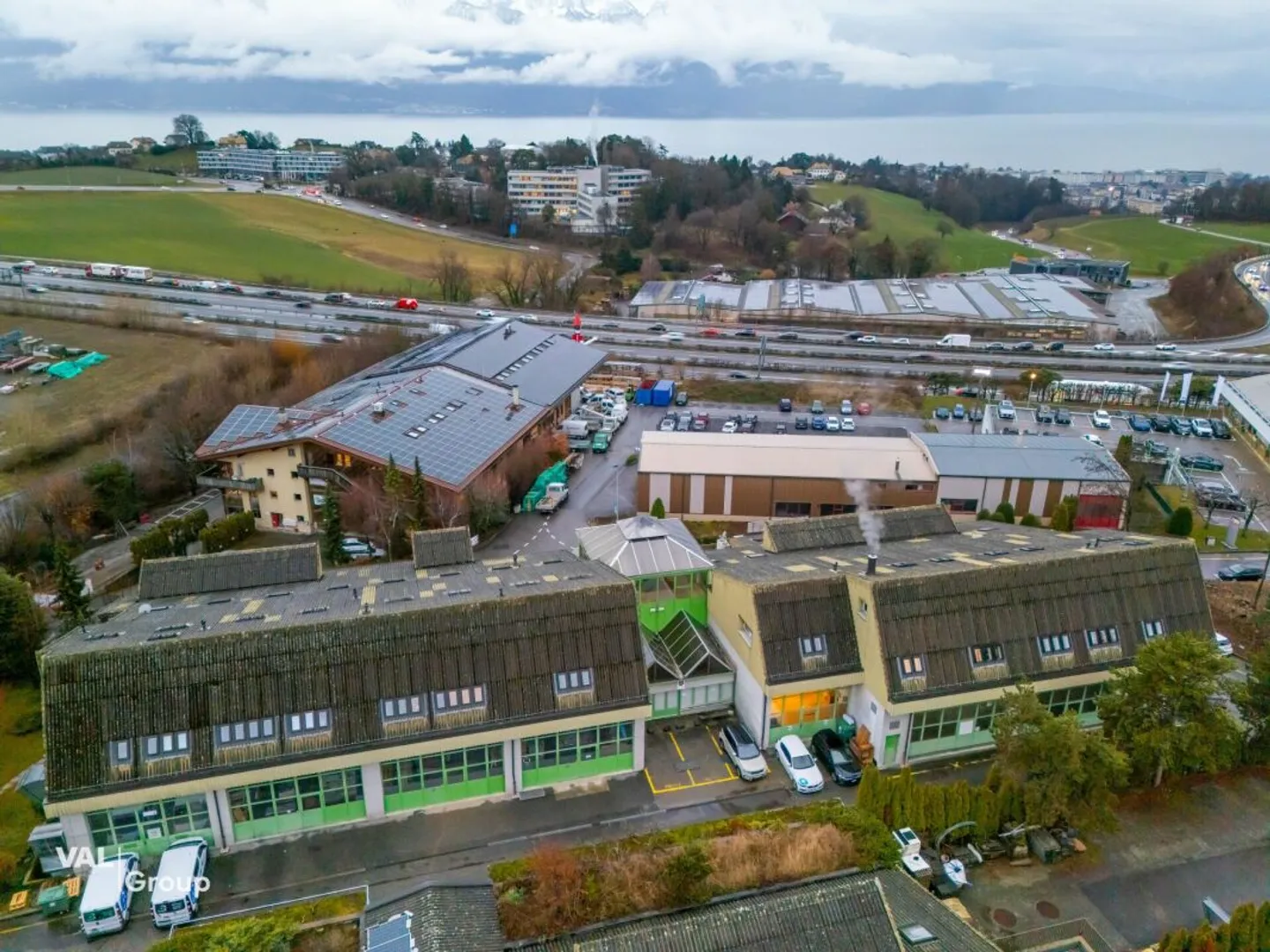 Commercial space from 500m2 on the ground floor - Photo 3 of 4