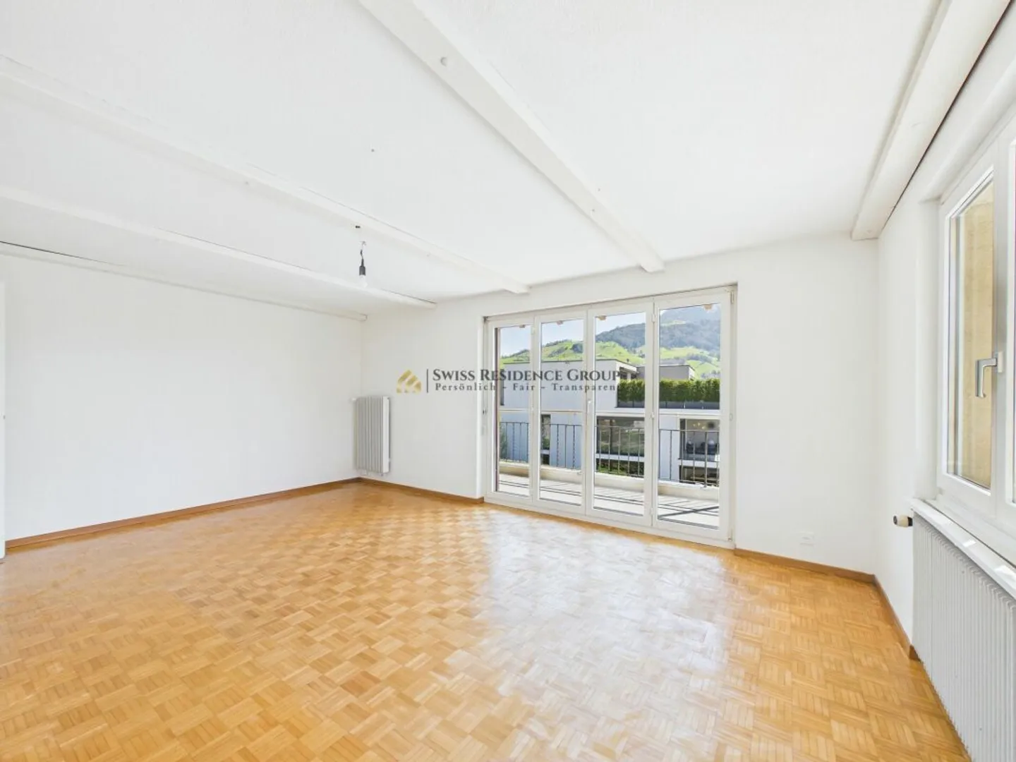 Esclusivo appartamento con terrazza di 5,5 stanze con vista sul lago e sulle montagne a Küssnacht - Foto 6 di 13