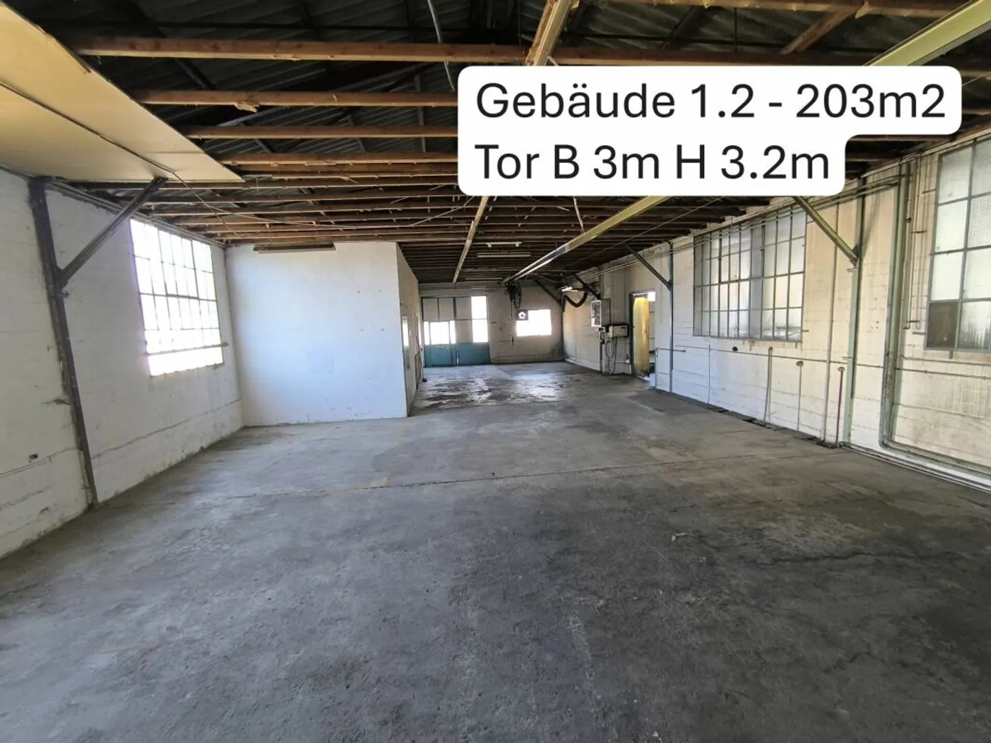 Spazi commerciali flessibili a Matzingen - Foto 3 di 5