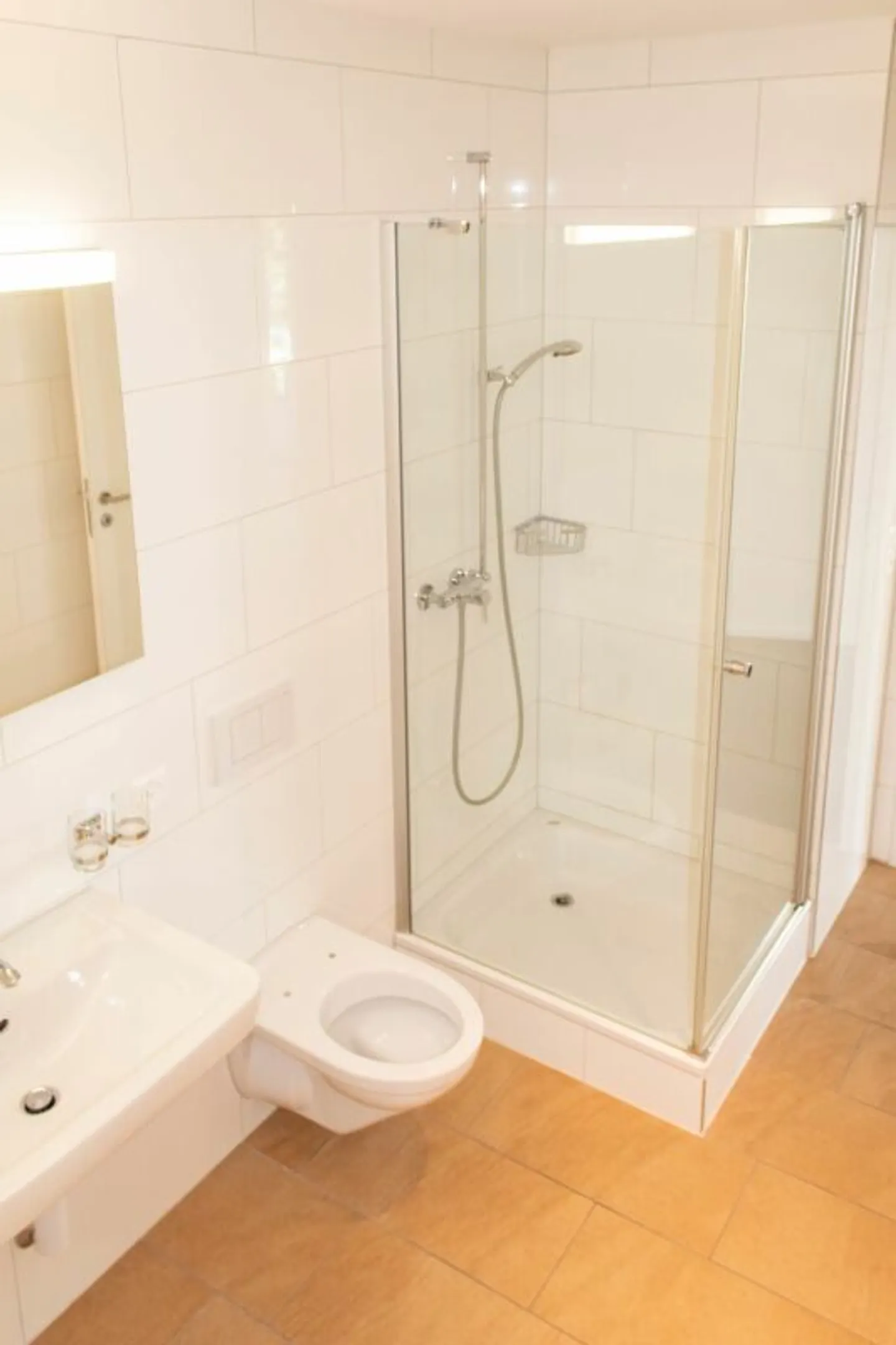 Top apartment near center and train station - Photo 5 of 13