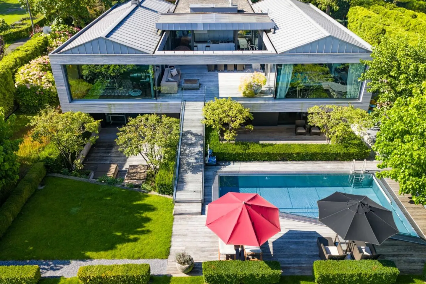 Villa moderne avec accès au lac, piscine et bien-être - Photo 4 sur 11