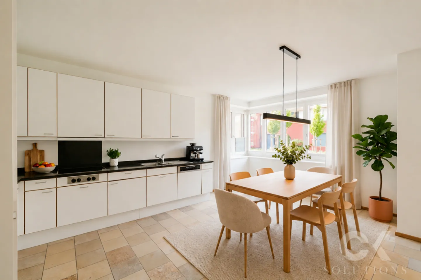 Spacious 5-Room Garden Apartment in Oberwil - Living with Style, Space and Nature - Photo 7 of 13