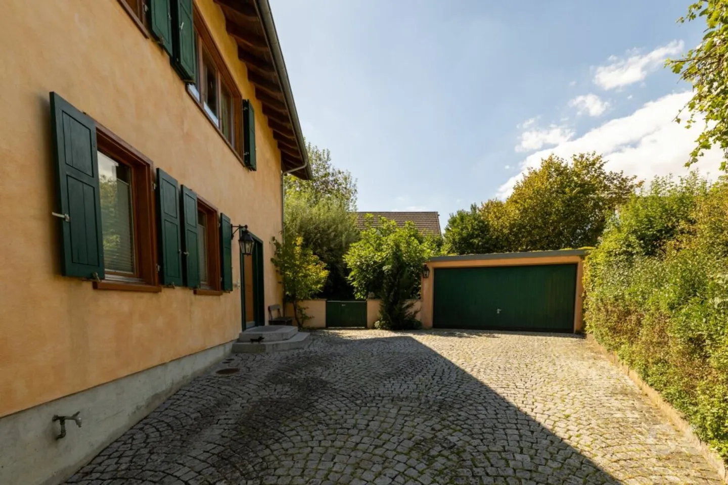 Einzigartiges Einfamilienhaus mit Feng Shui - Foto 4 von 13