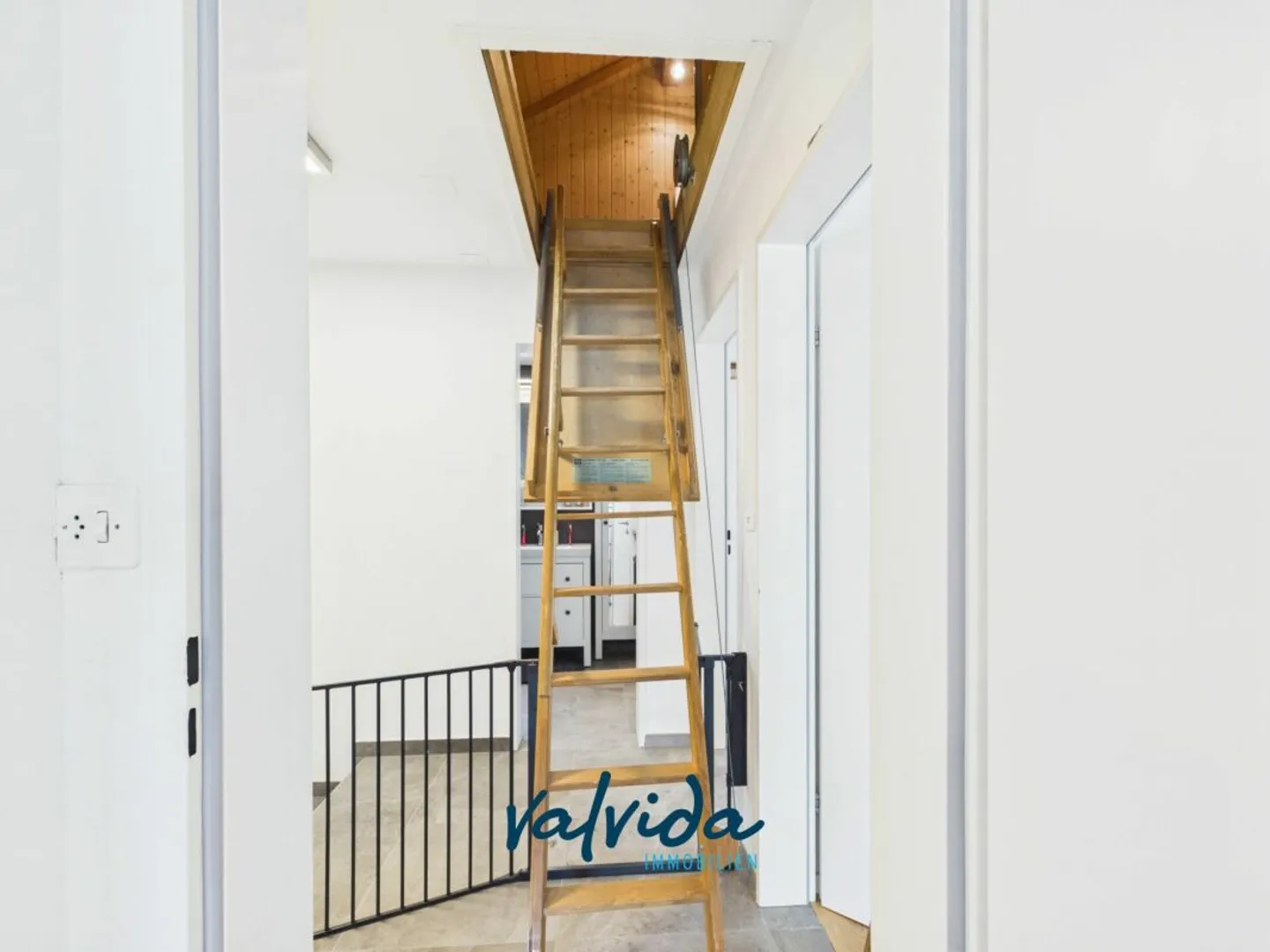 Maison de ville en duplex modernisée avec style à Niedergesteln - Photo 12 sur 13