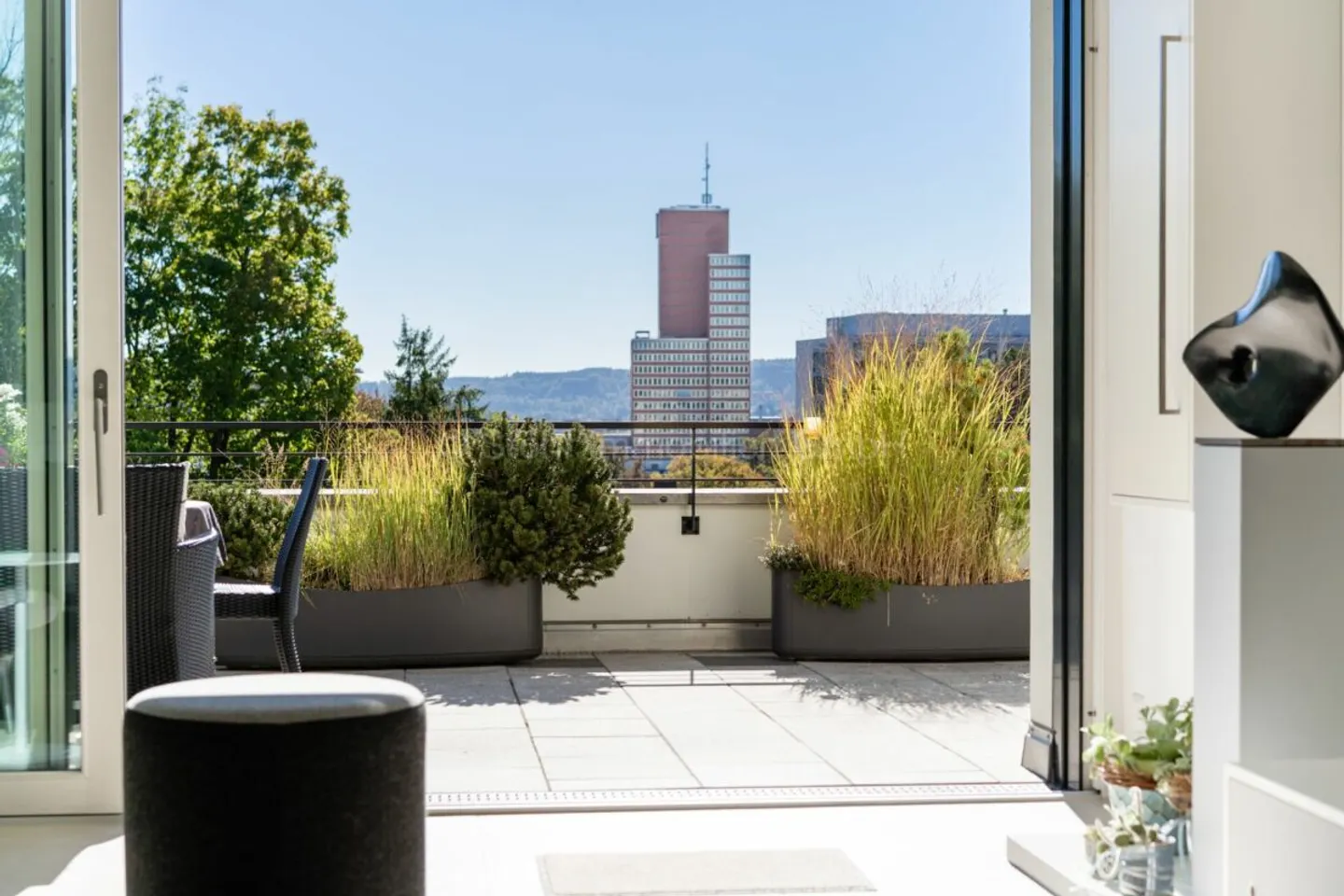Appartamento attico urbano di 4,5 stanze con 169 m² di superficie terrazza - Foto 5 di 13