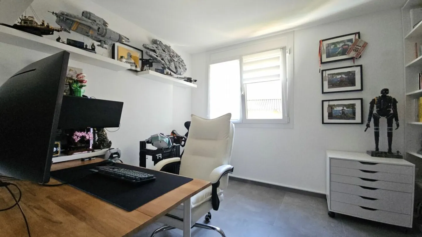 BEAUTIFUL 4.5-ROOM APARTMENT WITH GARDEN - Photo 10 of 13