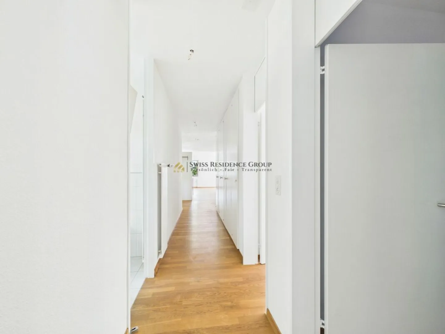 Grosszügige 5-Zimmer-Wohnung im Grünen - stilvolles Wohnen in Riehen - Photo 10 of 13