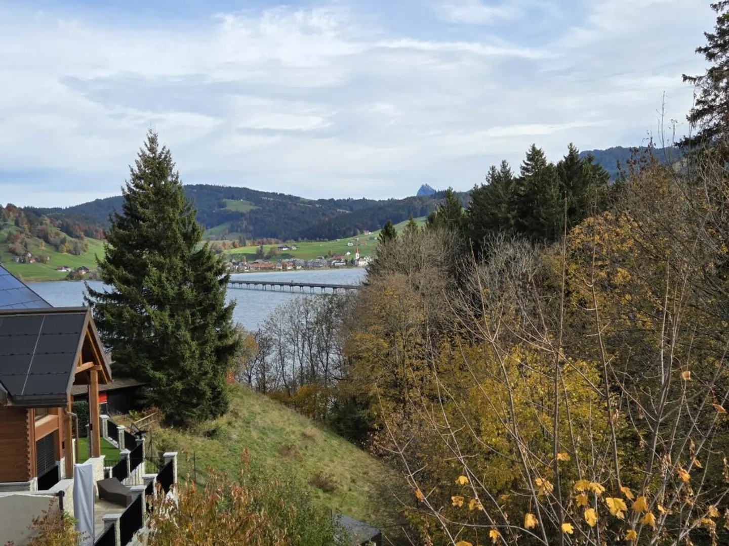 Single-family house in Einsiedeln with beautiful views of Lake Sihl - Photo 1 of 11