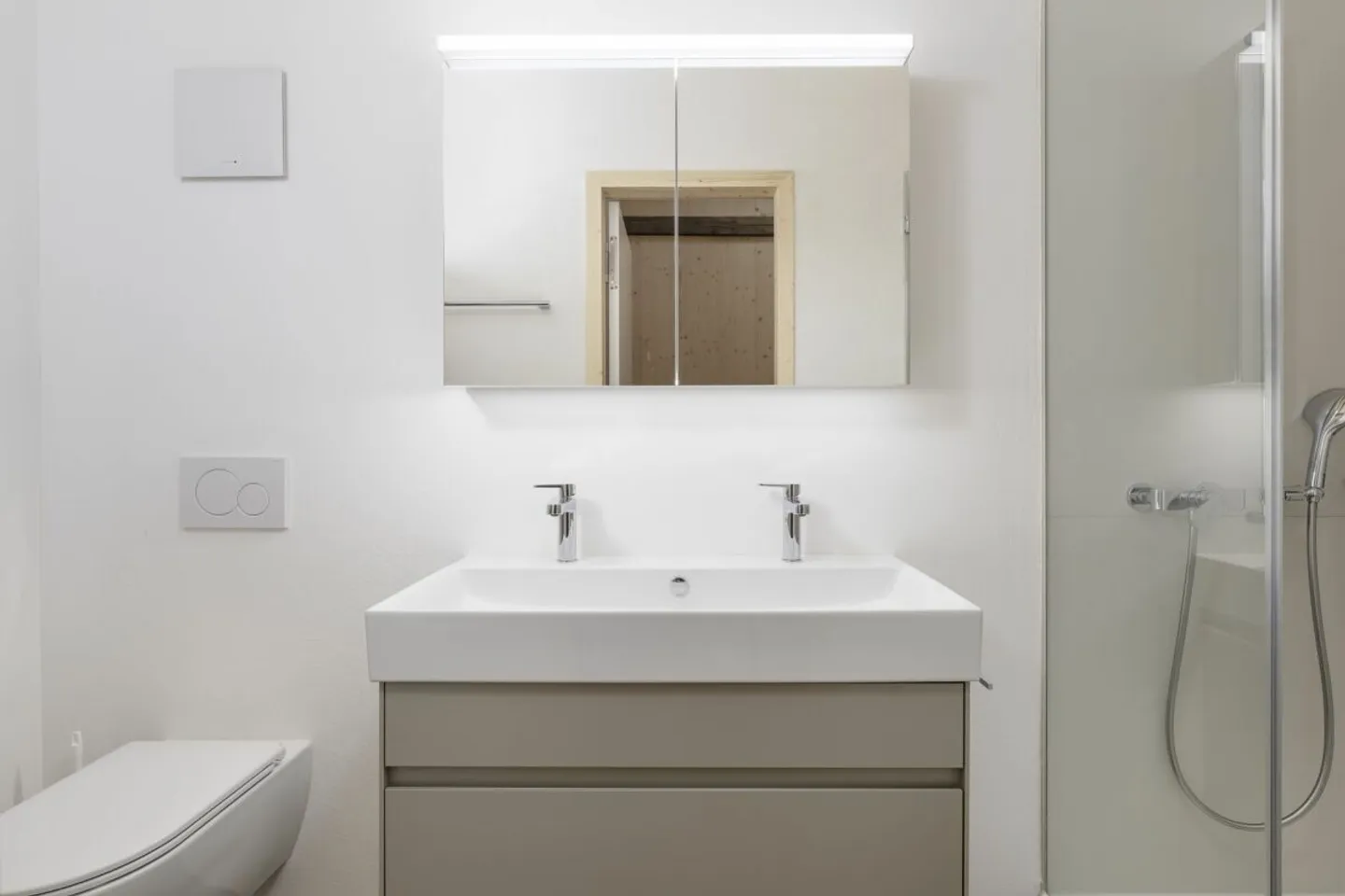 Vivere senza tempo - In armonia con la storia e il futuro - Foto 5 di 7