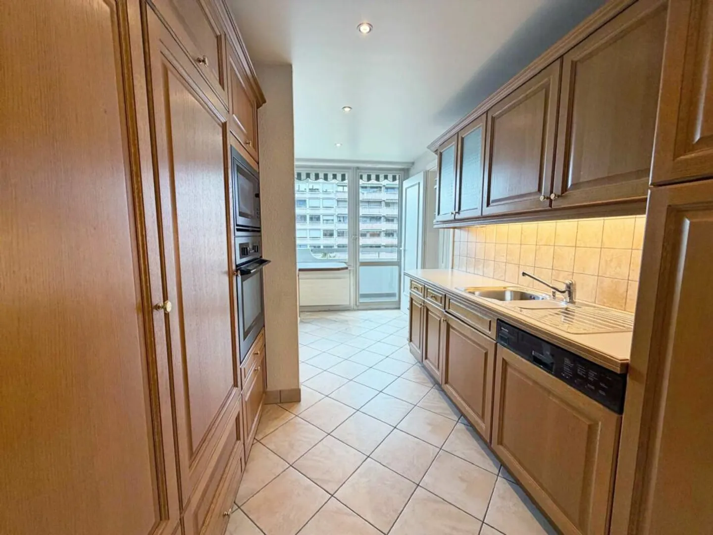 Bel Appartement à Champel - Photo 8 sur 13