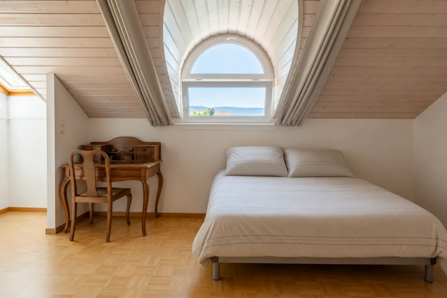 JOLI DUPLEX DE 4 PIECES AVEC BALCON - Photo 8 sur 13