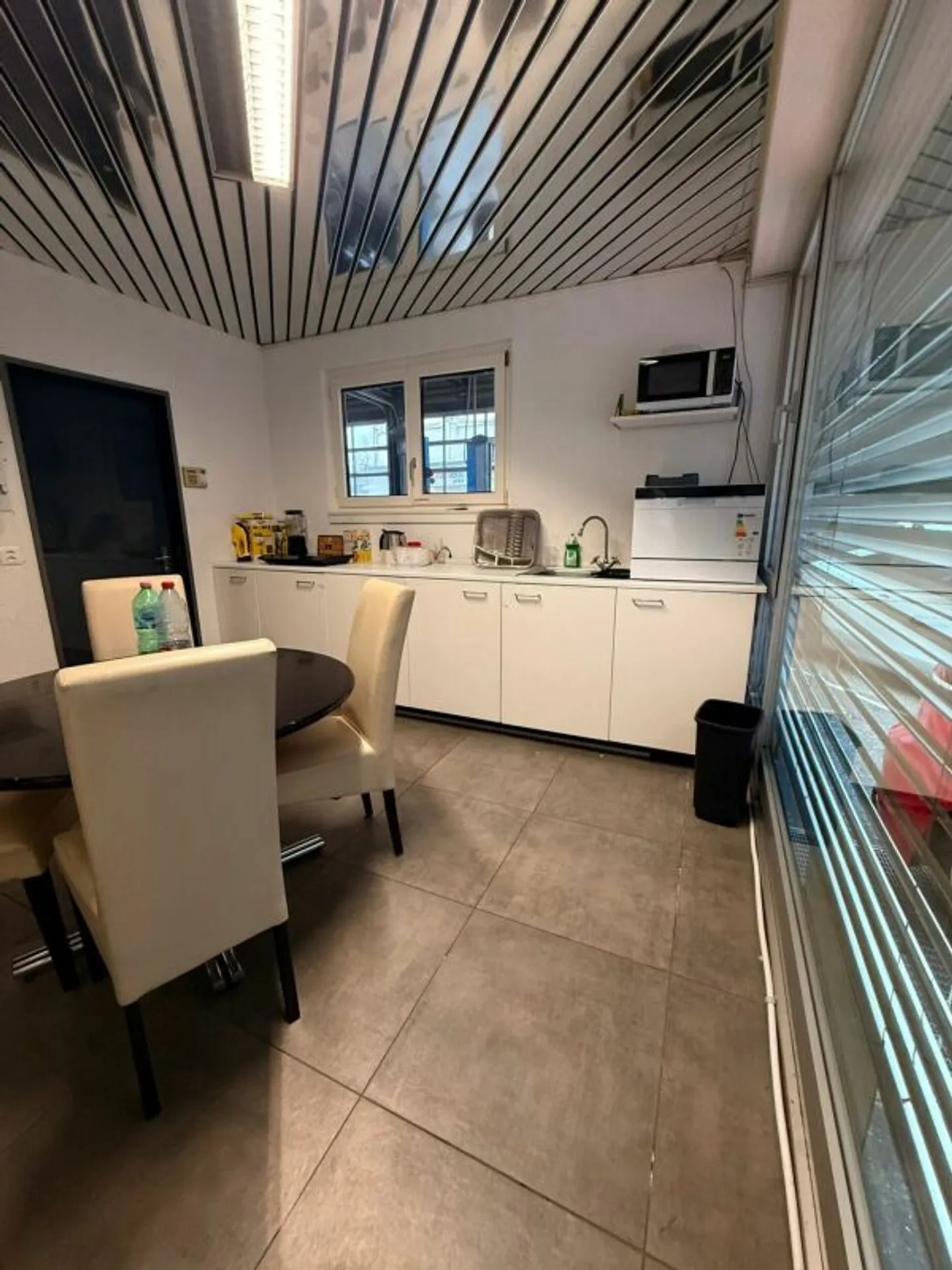 Occasione unica a Trimbach, attività di garage completamente attrezzata con un portafoglio clienti da rilevare - Foto 7 di 13