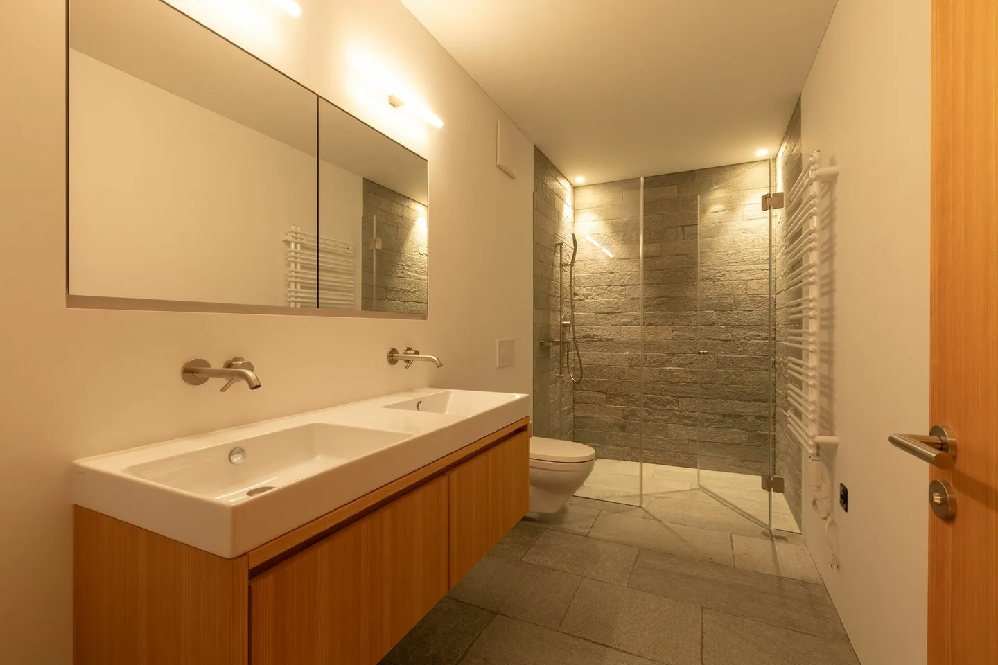 Modernes Apartment im historischen Haus - Foto 4 von 4