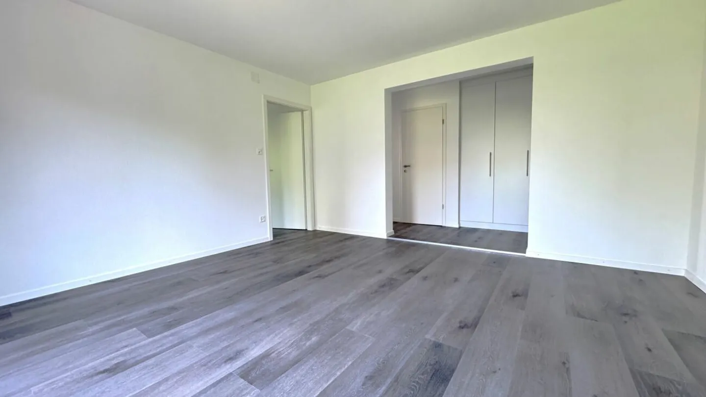 Spacieux appartement de 3.5 pièces avec vue imprenable à Delémont - Foto 10 di 13