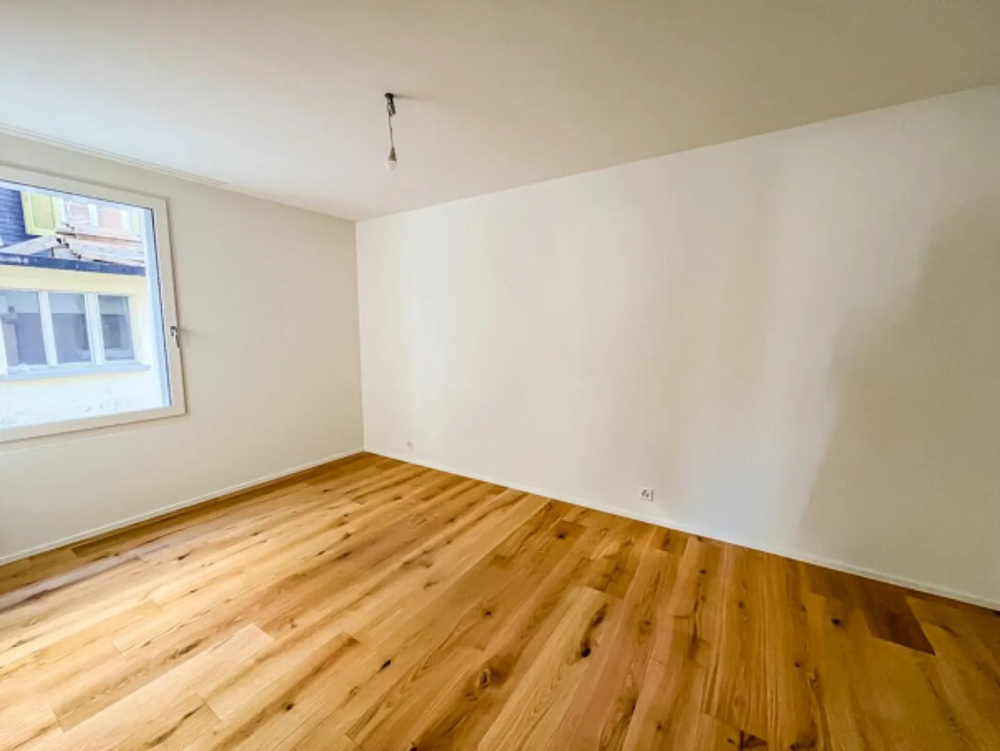 Appartamento giardino di nuova costruzione | 2,5 stanze | Vivere nel cuore di Stansstad - Foto 2 di 11