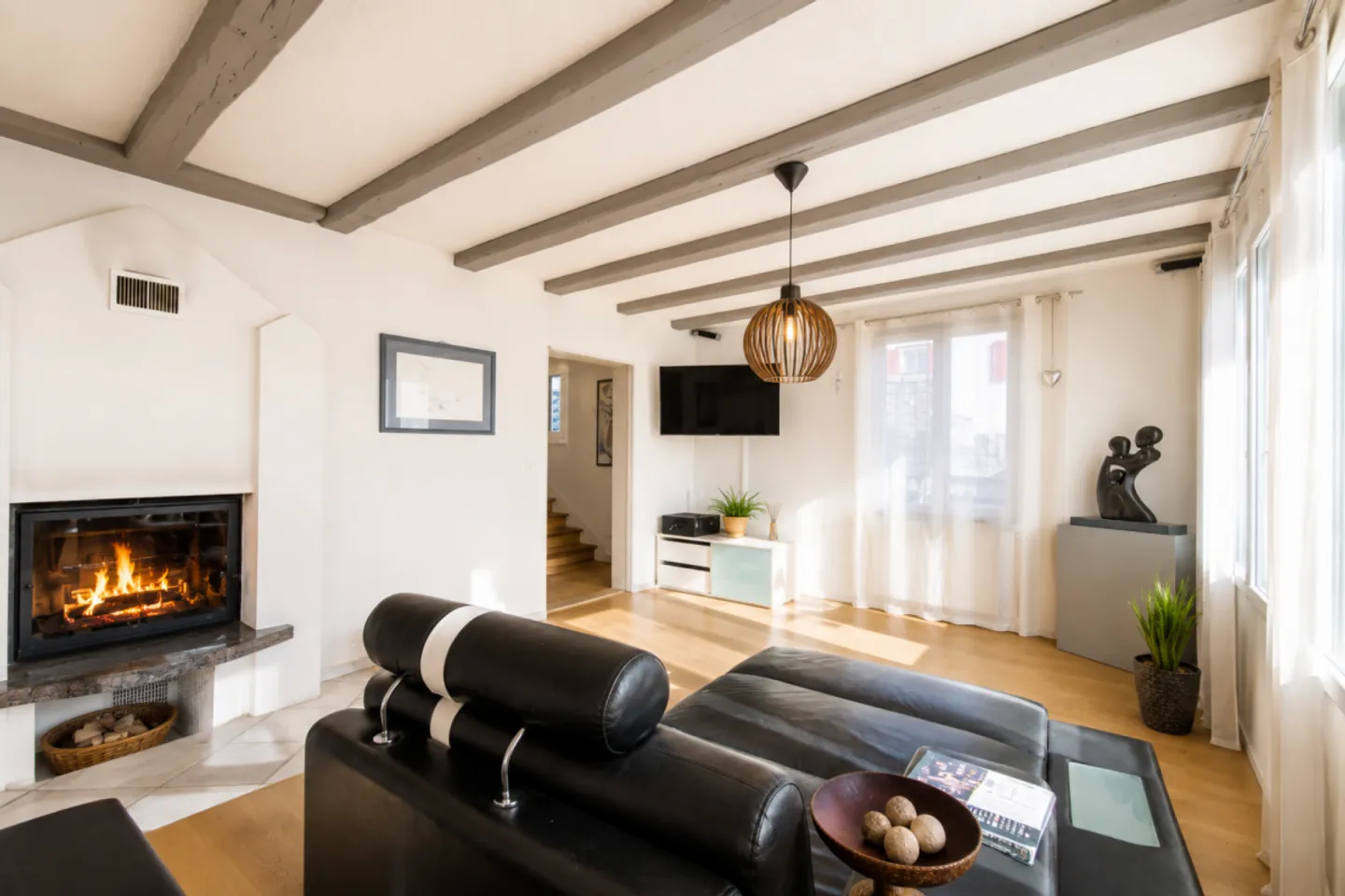 Vivre, travailler ou louer - Maison de 7,5 pièces avec part commerciale et potentiel polyvalent - Photo 12 sur 13