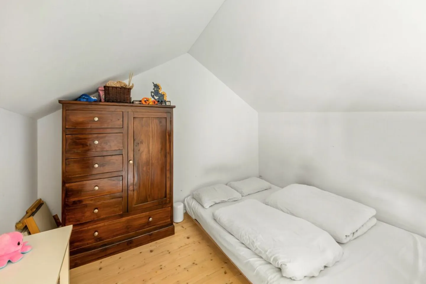Attraktive 5,5-Zimmer (3 Schlafzimmer) Penthouse-Wohnung mit 2 Loggien und zusätzlichem Dachboden - Foto 12 von 13