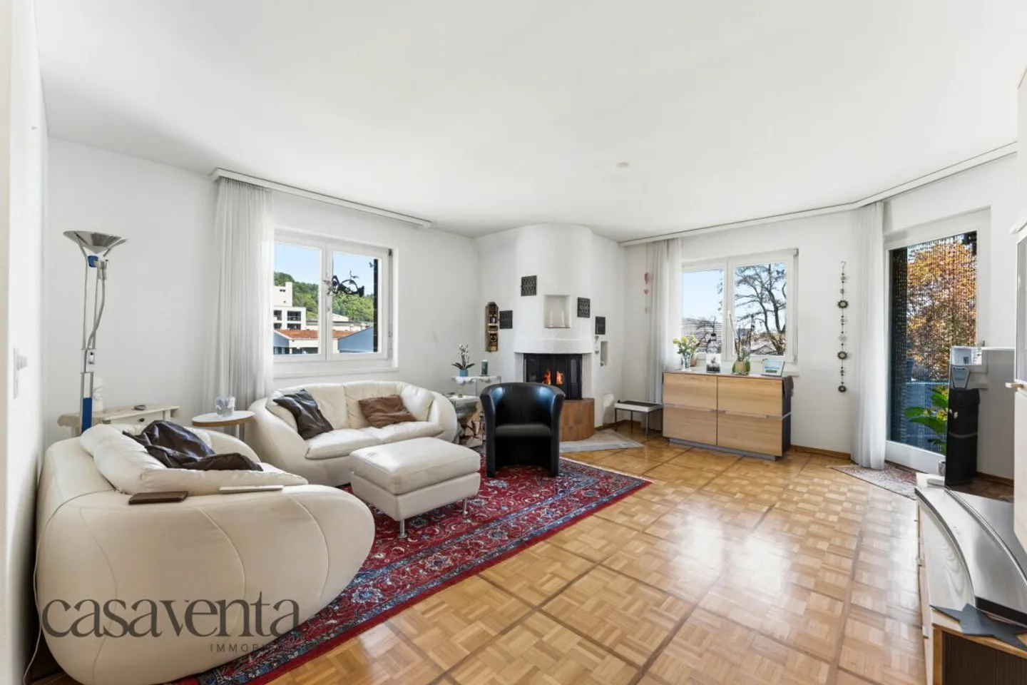 Attractive 3.5-Room Apartment with Balcony & Potential - only 2 min. to the S-Bahn - Photo 3 of 13