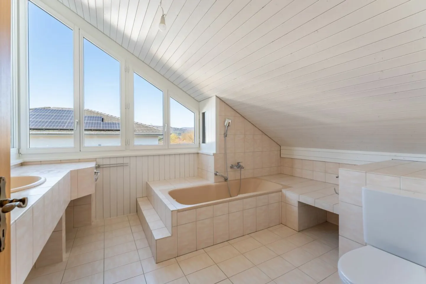 Einfamilienhaustraum mit Wintergarten an der Landwirtschaftszone - Photo 11 of 13