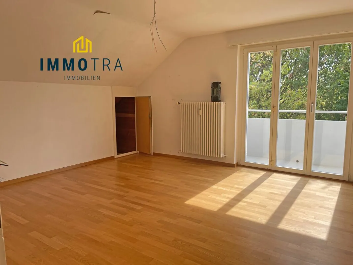 Grosszügige 4.5-Zimmer-Wohnung in Münchenbuchsee mit Loggia - Photo 1 of 5