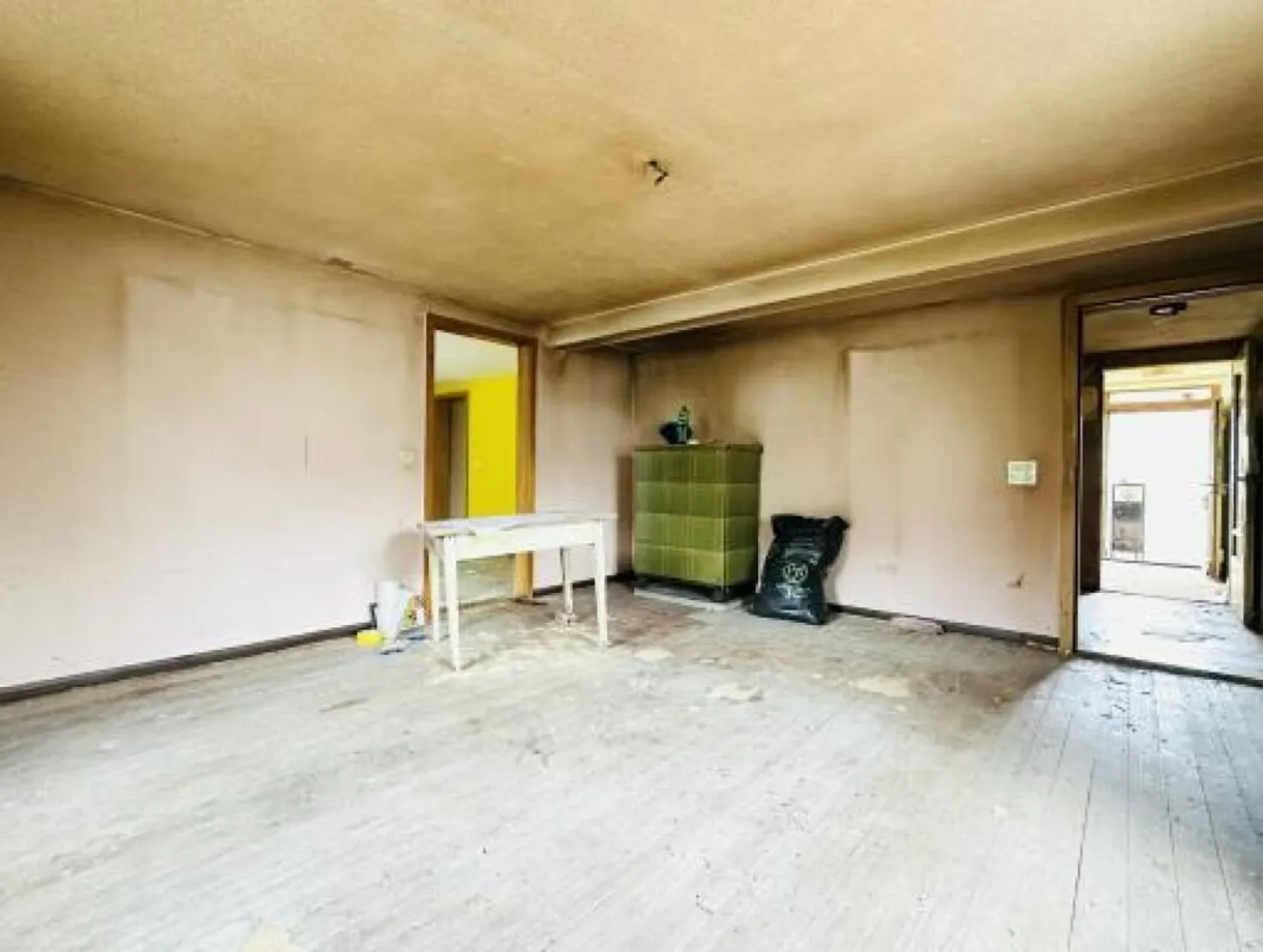 Vecchia fattoria con grande appezzamento - Foto 6 di 10