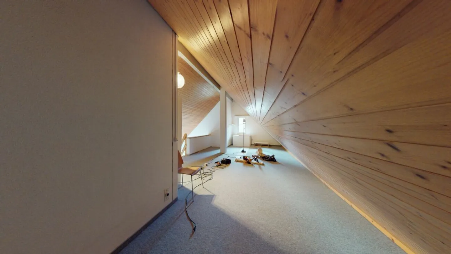 3.5-Room Maisonette Apartment in Ueken - Photo 11 of 13