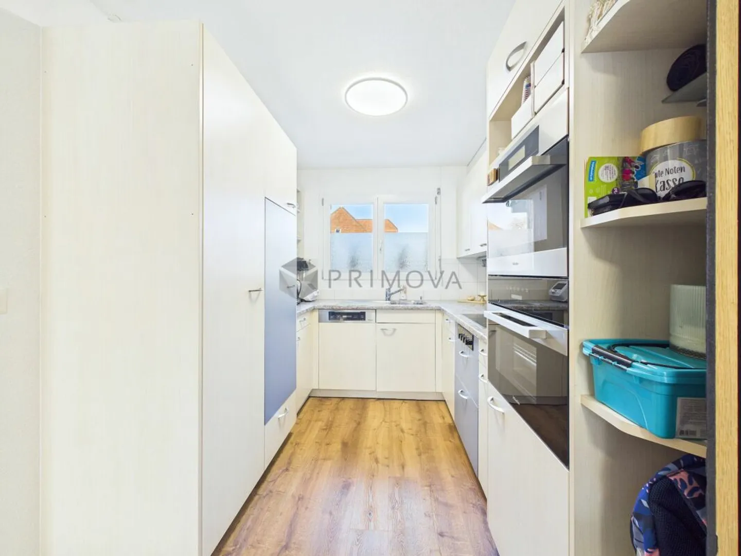 Maison de ville fraîchement rénovée avec espace jardin personnel ! - Photo 3 sur 13
