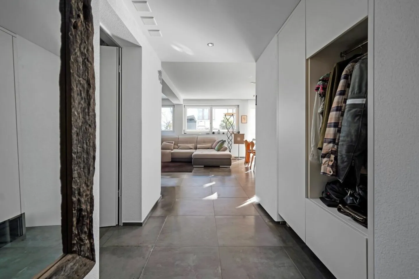 Condominio moderno di 2,5 stanze PLUS con giardino - Foto 2 di 13