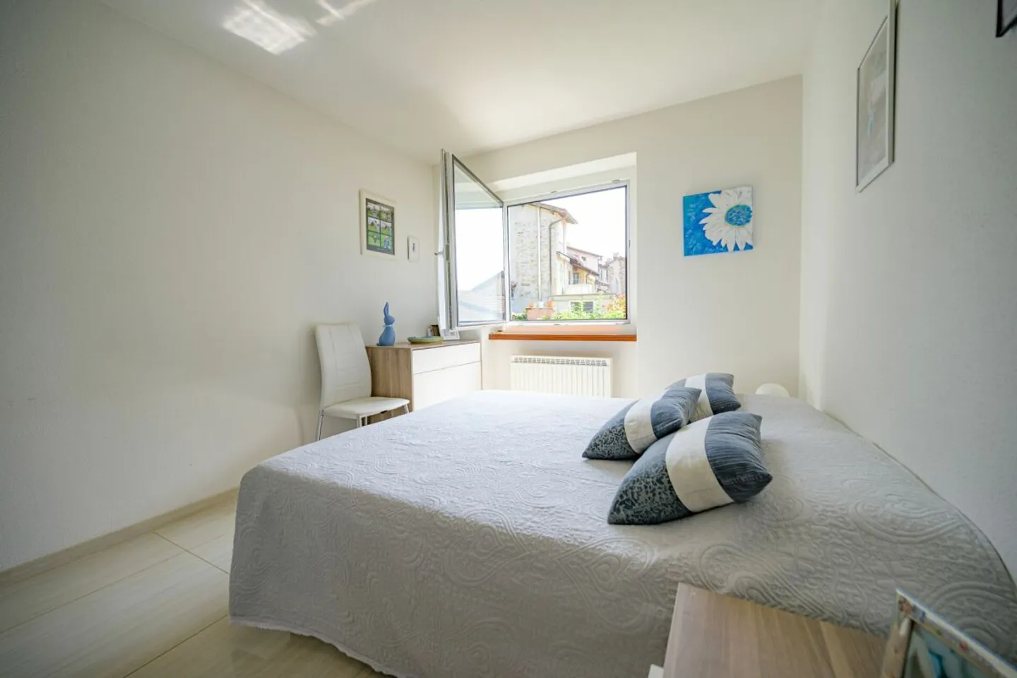 Charming Single-Family Home - Photo 9 of 13