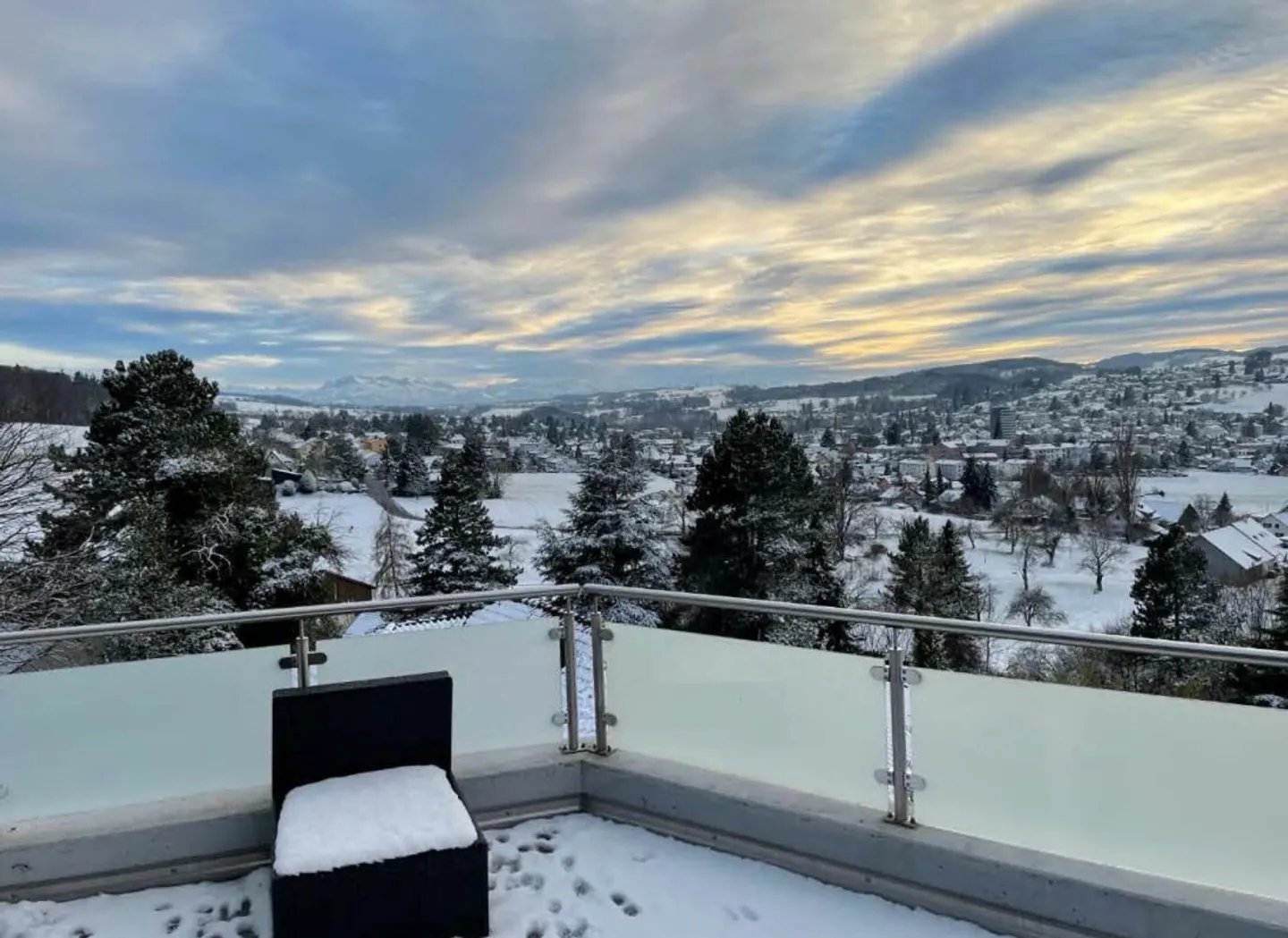 Appartement moderne de 6,5 pièces avec terrasse et vue magnifique - Photo 13 sur 13