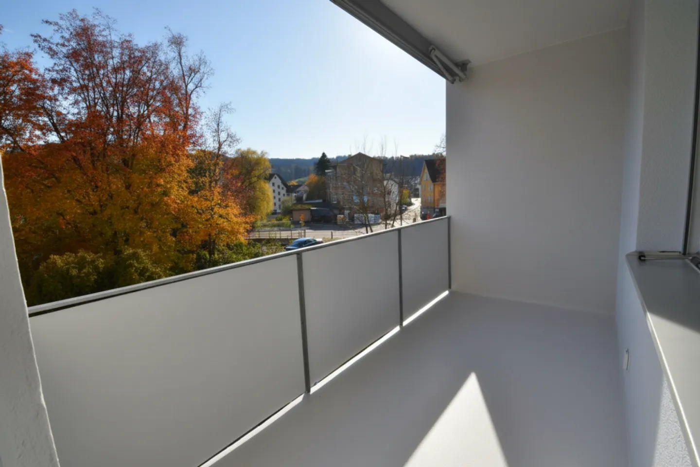 Helle, frisch renovierte 4-Zimmerwohnung mit Balkon und moderner Ausstattung - Photo 3 of 8