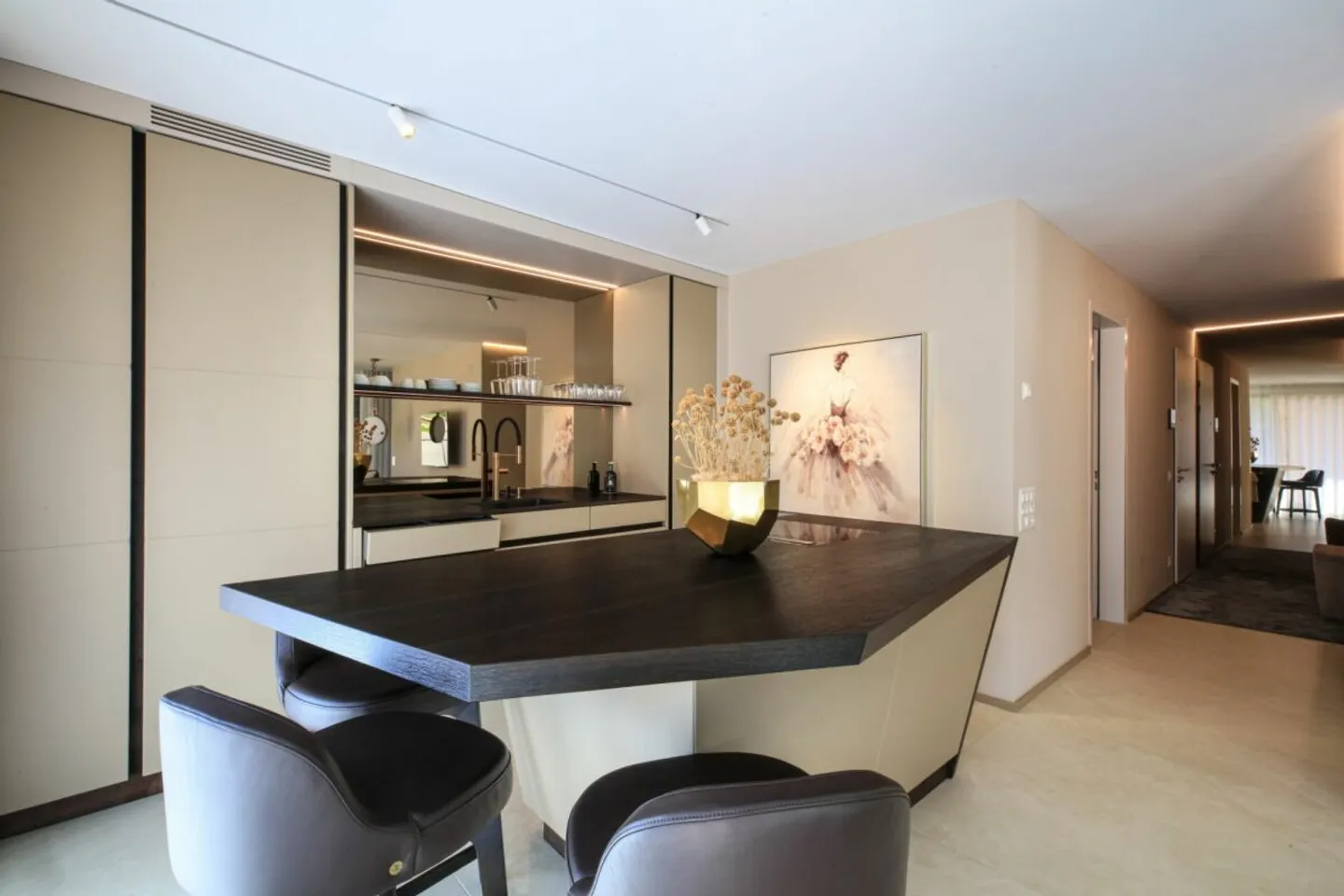 MINUSIO - Exclusive apartment with modern amenities - Photo 1 of 13